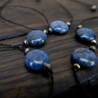 bransoletki niebieskie kamienie naturalne dumortieryt