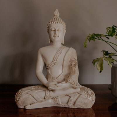 medytujący-budda-figurka-tajlandia