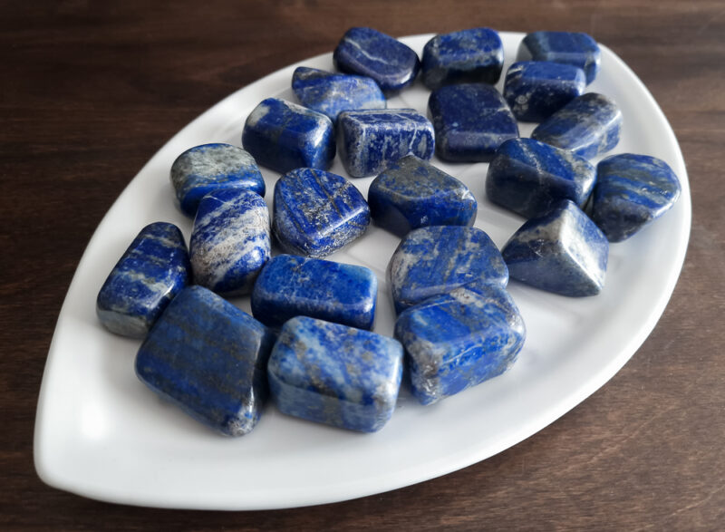 naturalny-lapis-lazuli-polerowany