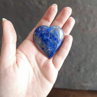 serce-z-kamienia-lapis-lazuli