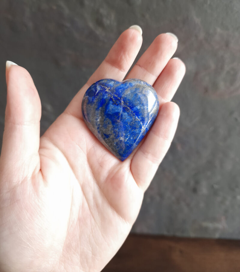 serce-z-kamienia-lapis-lazuli