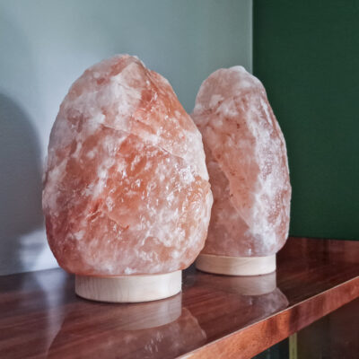 różowa-sól-lampa-solna