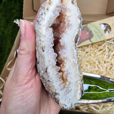 agat-geoda-z-kwarcem