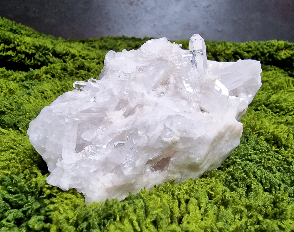 Szczotka kryształu górskiego - naturalny klaster 923g 1 Szczotka kryształu górskiego - naturalny klaster