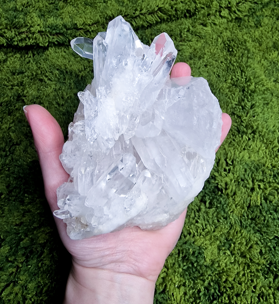 Szczotka kryształu górskiego - naturalny klaster 760g 9 kwarc-szczotka